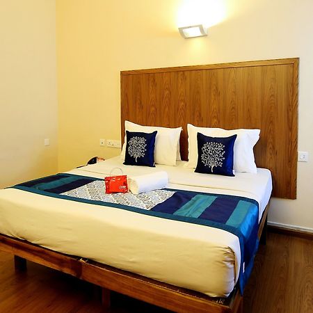 Oyo 2887 Hotel Sn International Kumily Eksteriør billede