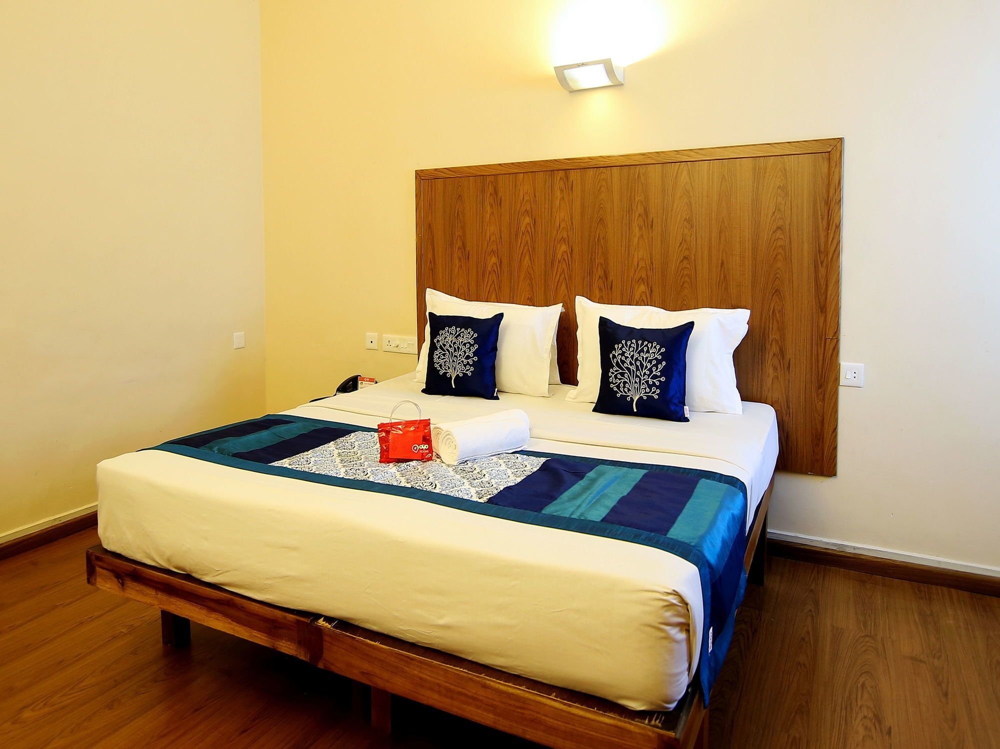 Oyo 2887 Hotel Sn International Kumily Eksteriør billede